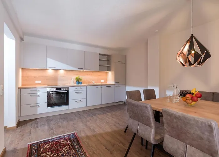 Hotel-appartement מלון 4*